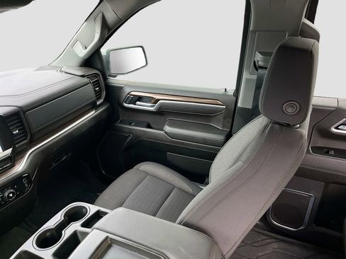 Used 2025 Chevrolet Silverado 1500 LT image 21