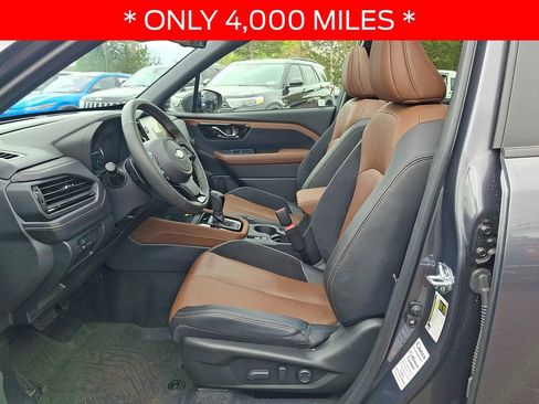 Used 2025 Subaru Forester Touring AWD/4WD image 14