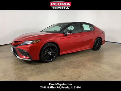 Used 2022 Toyota Camry XSE image 1