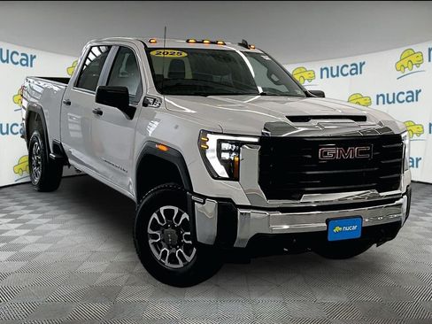 Used 2025 GMC Sierra 3500 Pro AWD/4WD image 1