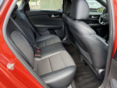 Used 2023 Kia Forte GT-Line FWD image 11