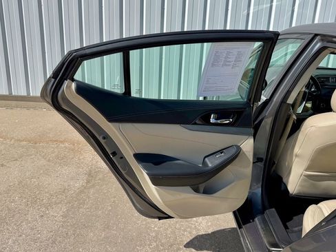 Used 2016 Nissan Maxima 3.5 SL FWD image 15