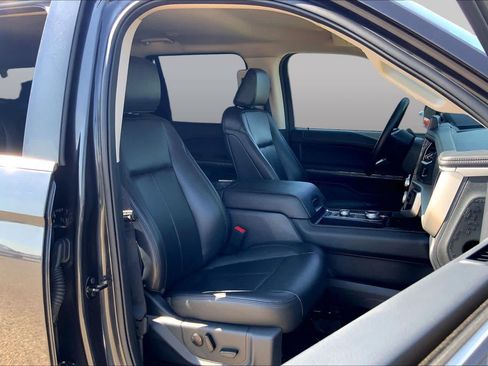 Certified 2024 Ford Expedition Max XLT AWD/4WD image 9