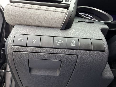 Certified 2023 Toyota Camry LE image 23