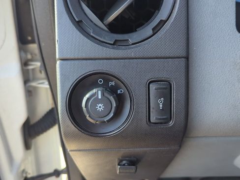 Used 2013 Ford F250 XL AWD/4WD image 10