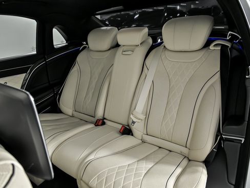 Used 2019 Mercedes-Benz Maybach S 560 4MATIC image 26