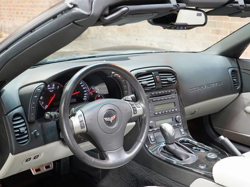 Used 2009 Chevrolet Corvette Convertible w/ Preferred Equipment Group RWD image 45