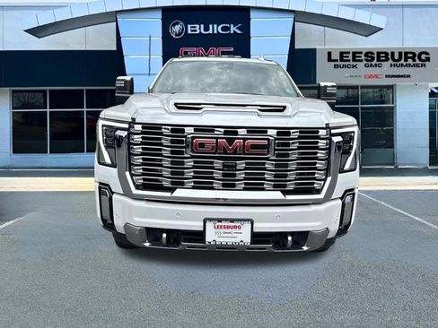Used 2025 GMC Sierra 3500 Denali w/ Denali Reserve Package AWD/4WD image 3