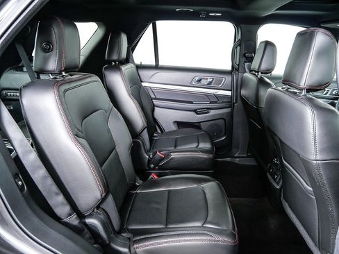 Used 2018 Ford Explorer Sport w/ Equipment Group 401A image 22