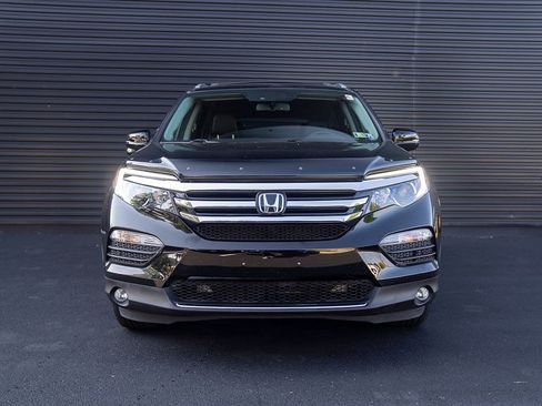 Used 2016 Honda Pilot Touring image 27