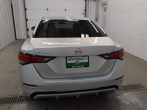 Used 2023 Nissan Sentra SV FWD image 6