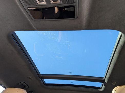 New 2026 Land Rover Defender 130 V8 image 13