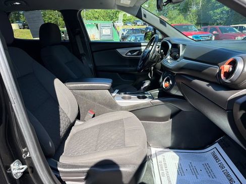 Used 2019 Chevrolet Blazer LT AWD/4WD image 28