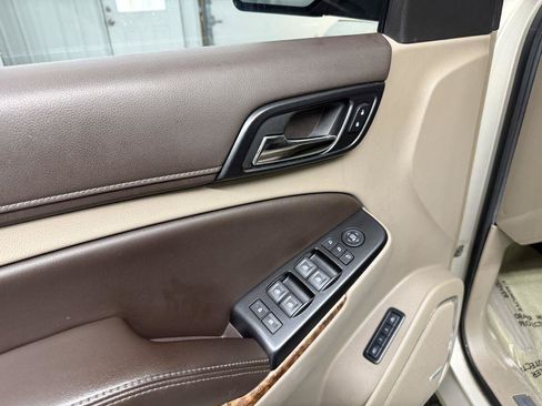 Used 2015 Chevrolet Suburban LTZ AWD/4WD image 25