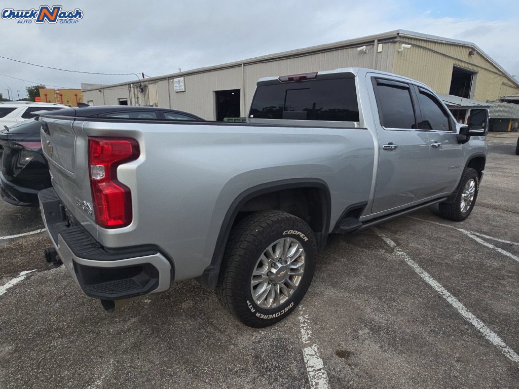 Used 2022 Chevrolet Silverado 2500 High Country w/ Z71 Off-Road Package AWD/4WD image 5