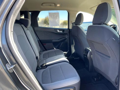 Used 2020 Ford Escape SE FWD image 23