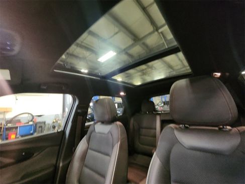 Certified 2023 Chevrolet TrailBlazer RS w/ Sun and Liftgate Package image 36