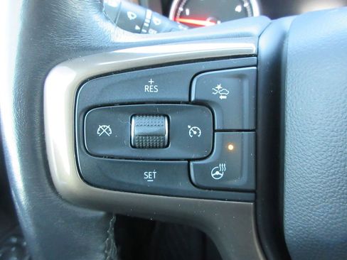 Used 2022 Chevrolet Silverado 2500 High Country w/ Z71 Off-Road Package image 32