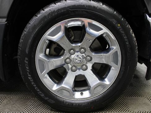 Used 2019 RAM 1500 Big Horn AWD/4WD image 12