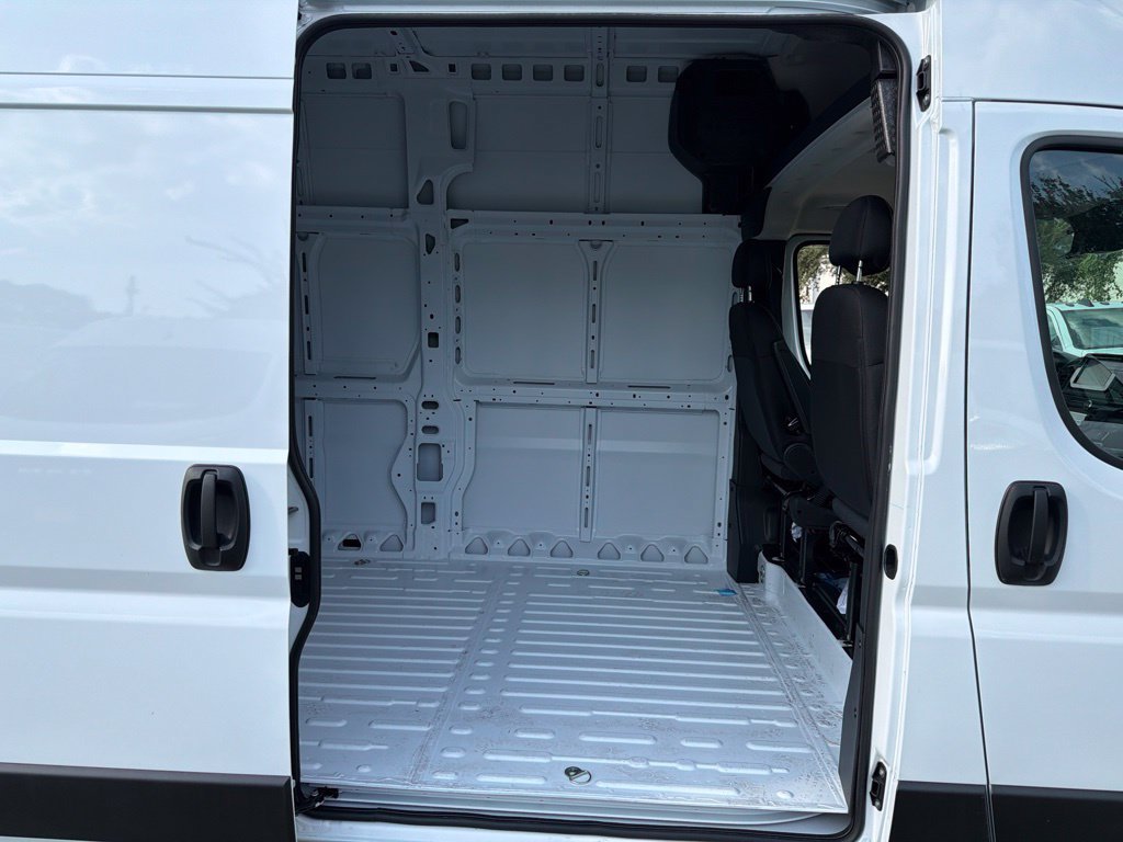 New 2027 RAM ProMaster 3500 w/ Safety Group FWD image 6