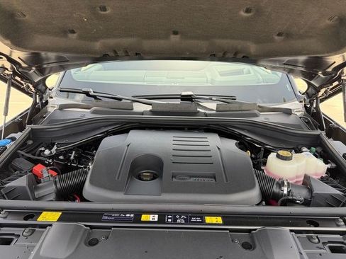 New 2026 Land Rover Range Rover SE AWD/4WD image 19