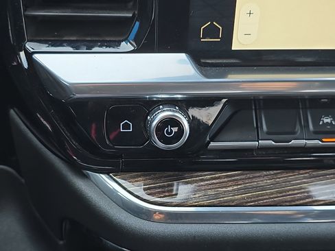 Used 2023 GMC Sierra 1500 Elevation image 30