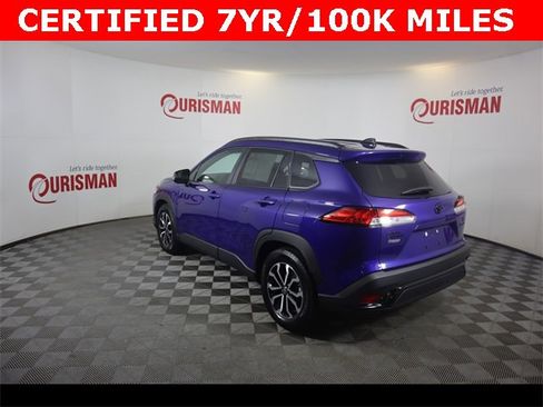 Used 2025 Toyota Corolla Cross AWD Hybrid w/ Moonroof Package image 5