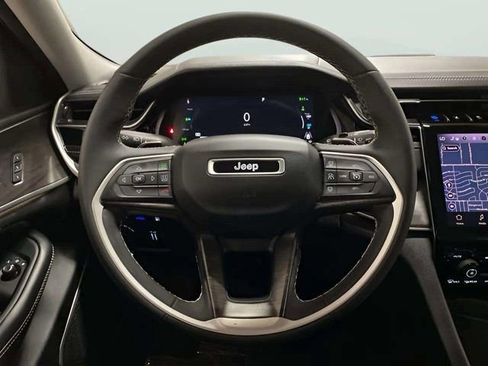 Used 2022 Jeep Grand Cherokee Limited 4xe AWD/4WD image 12