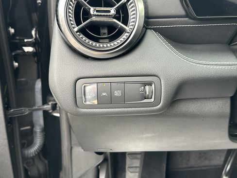 Used 2024 Chevrolet Blazer EV LT image 17