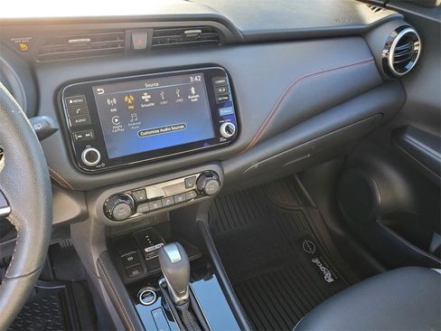 Certified 2023 Nissan Kicks SR w/ SR Premium Package image 26