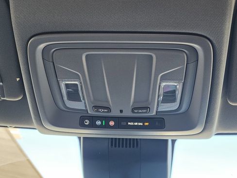 New 2026 GMC Sierra 1500 Elevation image 35