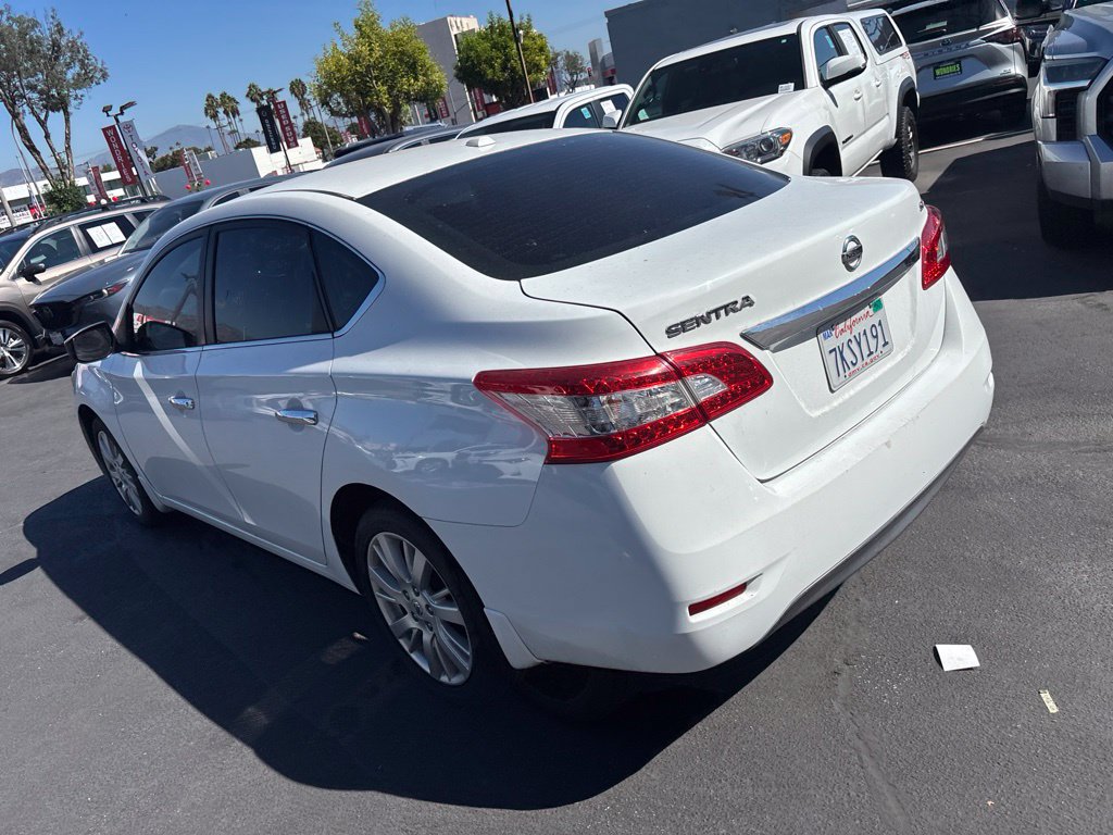 Used 2015 Nissan Sentra SV FWD image 6