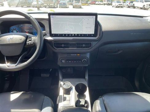Certified 2025 Ford Bronco Sport Outer Banks w/ Outer Banks Tech Package+ AWD/4WD image 11