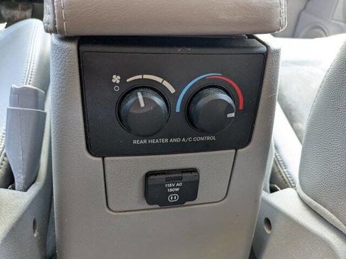 Used 2007 Dodge Durango Limited image 27