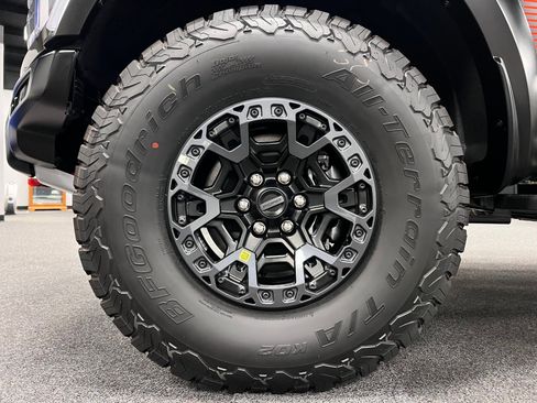 Used 2025 Ford F150 Raptor w/ Equipment Group 803A Raptor R image 14