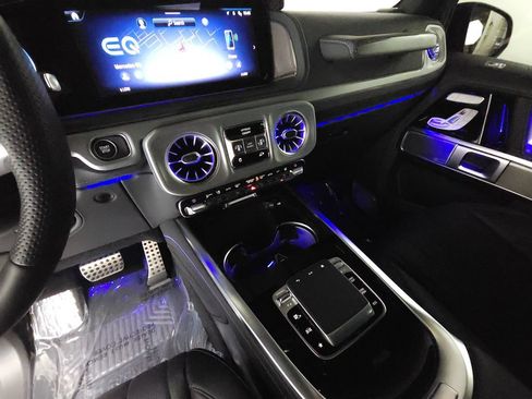 Used 2025 Mercedes-Benz G 580 w/ EQ Technology image 15