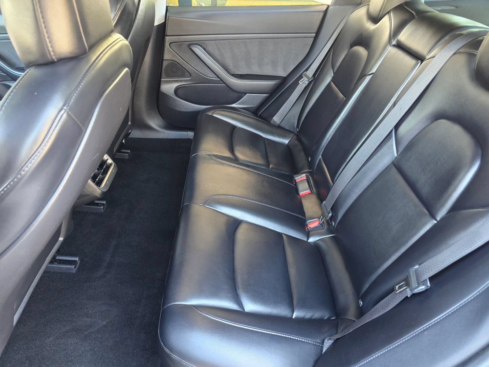 Used 2021 Tesla Model 3 Standard Range Plus RWD image 33