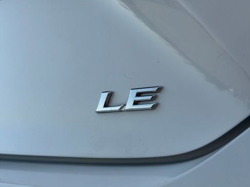 Used 2025 Toyota Camry LE image 17