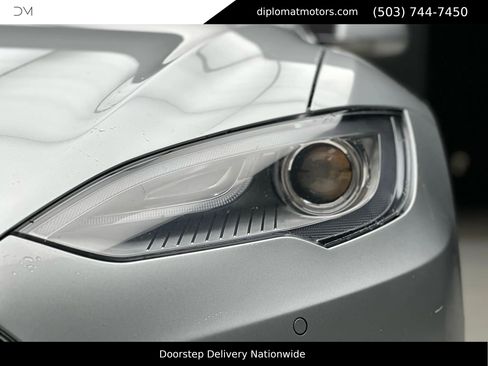 Used 2015 Tesla Model S 90D image 13