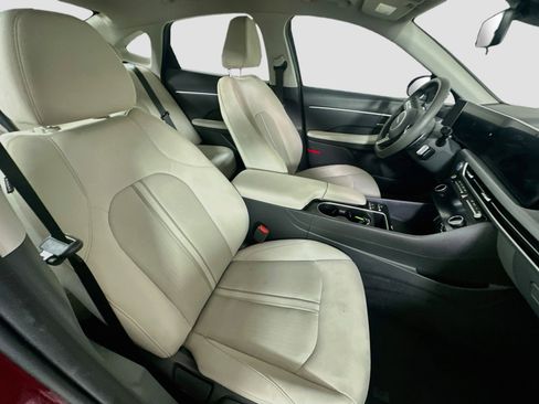 Used 2025 Hyundai Sonata SEL FWD image 30