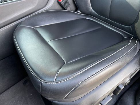 Used 2024 Jeep Grand Cherokee Limited w/ Trailer Tow Package image 10