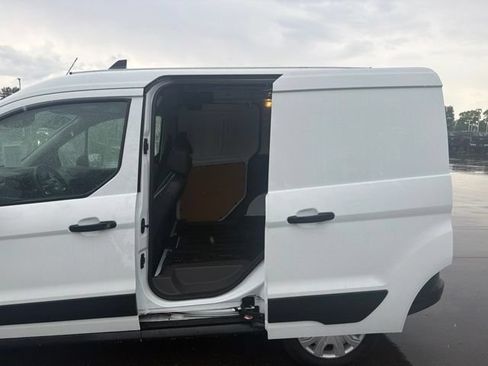 Used 2022 Ford Transit Connect XL FWD image 17