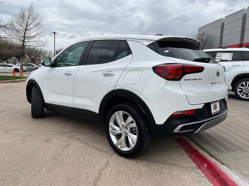 Used 2025 Buick Encore GX Preferred image 8