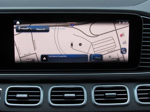 Certified 2025 Mercedes-Benz GLS 450 4MATIC image 35