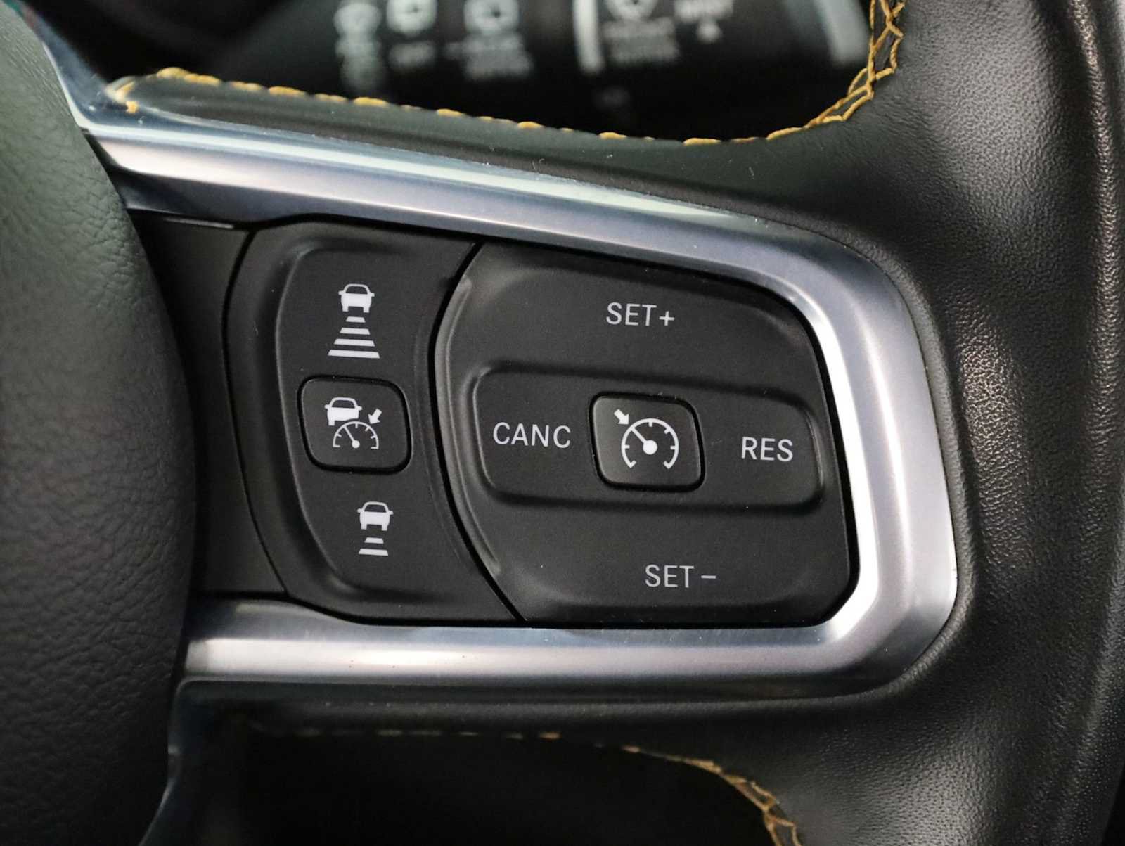 Used 2021 Jeep Wrangler Unlimited Sahara AWD/4WD image 25