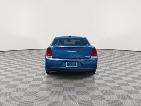 Used 2023 Chrysler 300 Touring w/ Safetytec Plus Group RWD image 7
