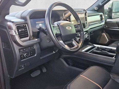 Used 2024 Ford F250 Platinum w/ FX4 Off-Road Package AWD/4WD image 10