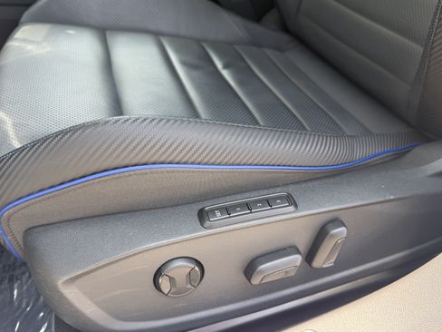 Used 2024 Volkswagen Golf R AWD/4WD image 14