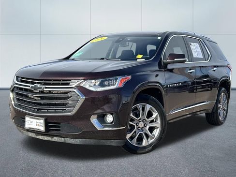 Used 2021 Chevrolet Traverse Premier image 1