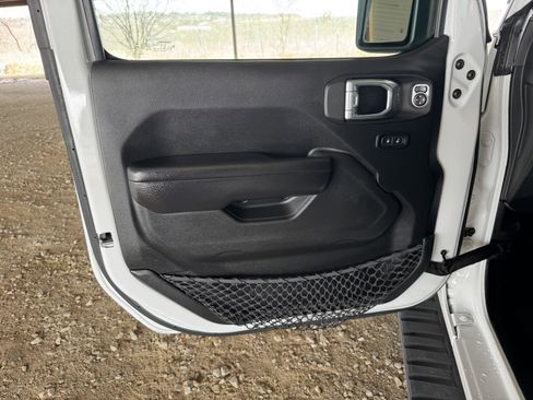 Used 2021 Jeep Wrangler Unlimited Sport image 22